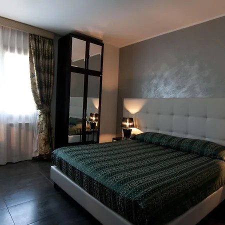 Queen Hotel